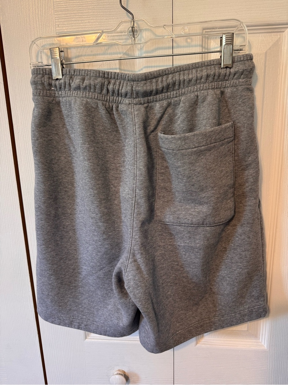 Jordan Men’s Gray Athletic Tech Fleece Shorts Size Small - Picture 4 of 9